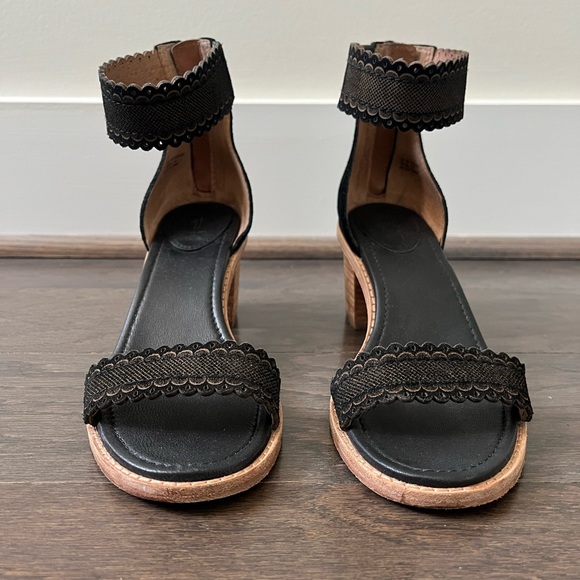Frye Shoes - Frye Scalloped Black Heels 7.5